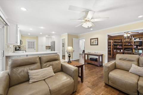2293 Hampshire Way, Tallahassee FL - photo 21 of 52