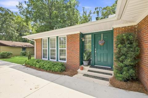 2293 Hampshire Way, Tallahassee FL - photo 6 of 52