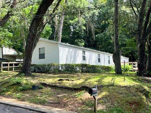 3 bedroom ManufacturedHome at 1427 Rita Road, Paradise Village East, Tallahassee — photo 1