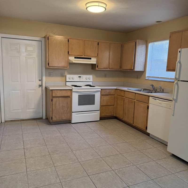 2 bedroom Detached at 28 Pawnee Trail, Wakulla Gardens, Crawfordville — photo 1