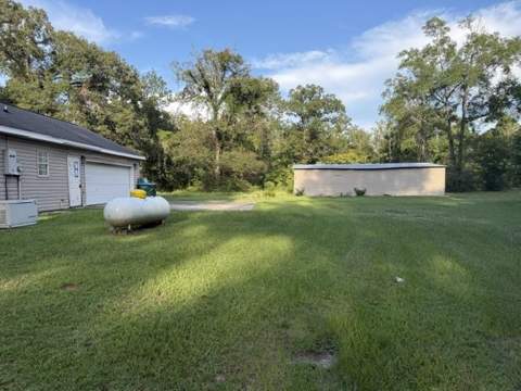 130 Blueberry Lane, Crawfordville FL - photo 8 of 40