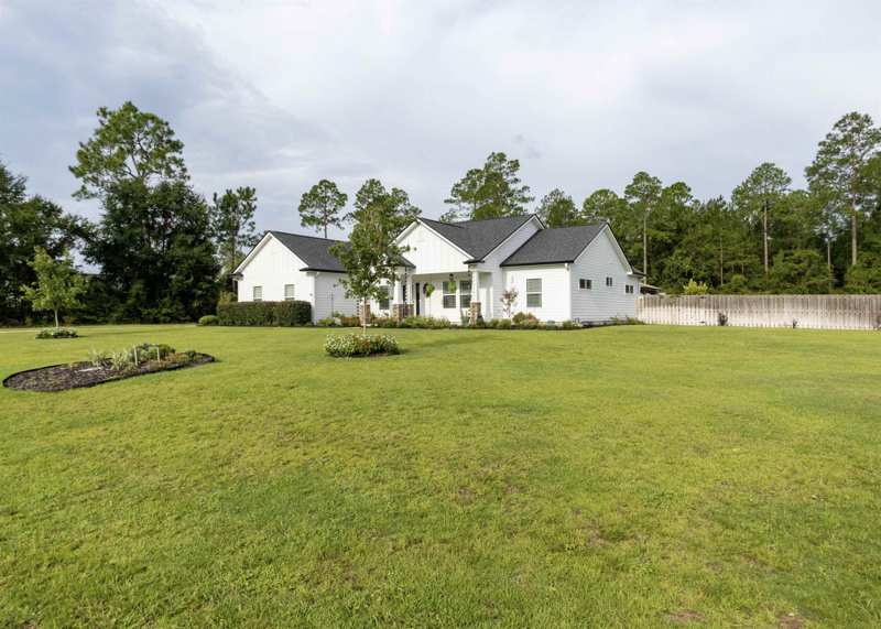 3 bedroom Detached at 603 Parkside Circle, The Park, Crawfordville — photo 1