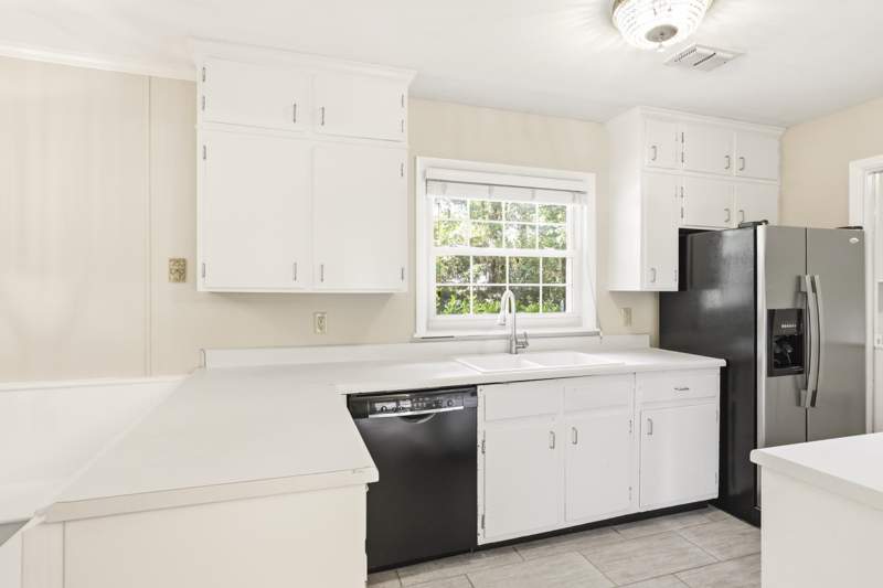 4 bedroom Detached at 2405 Limerick Drive, Killearn Estates, Tallahassee — photo 5