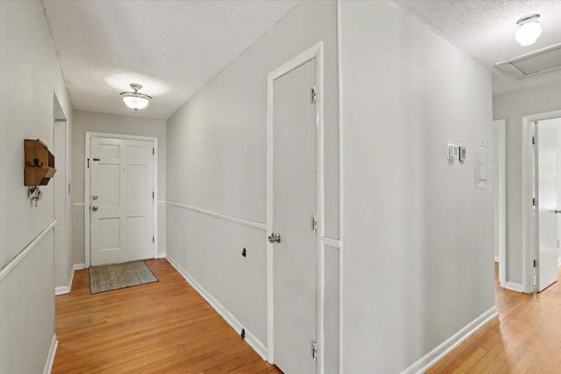 3 bedroom Detached at 2204 Woodbine Drive, Wallwood Heights, Tallahassee — photo 5
