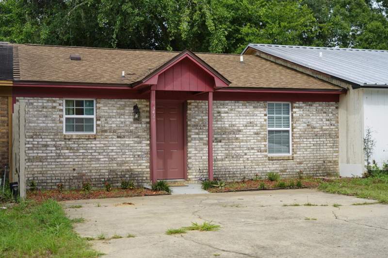 2 bedroom Townhouse at 3421 N. Carnation Court, Pecan Grove Estates Unit N., Tallahassee — photo 4