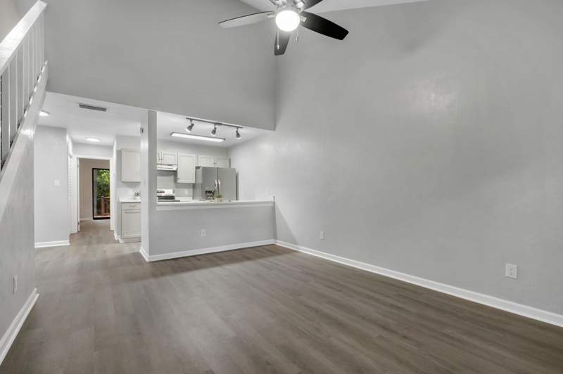 2 bedroom Townhouse at 196 Parkbrook Circle, Park Brook Crossing, Tallahassee — photo 5