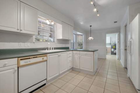 5049 Stanwood Court, Tallahassee FL - photo 16 of 49
