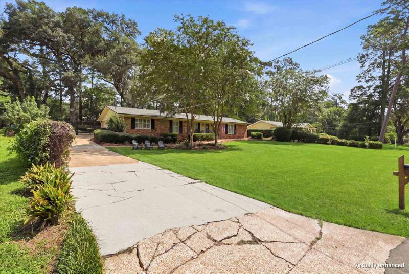 3 bedroom Detached at 1306 Leewood Drive, Leewood Hills, Tallahassee — photo 3