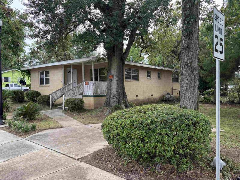3 bedroom Detached at 2104 Saxon Street, Bond South, Tallahassee — photo 3