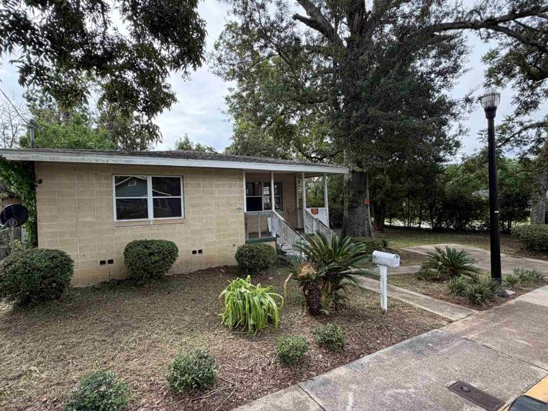 3 bedroom Detached at 2104 Saxon Street, Bond South, Tallahassee — photo 5