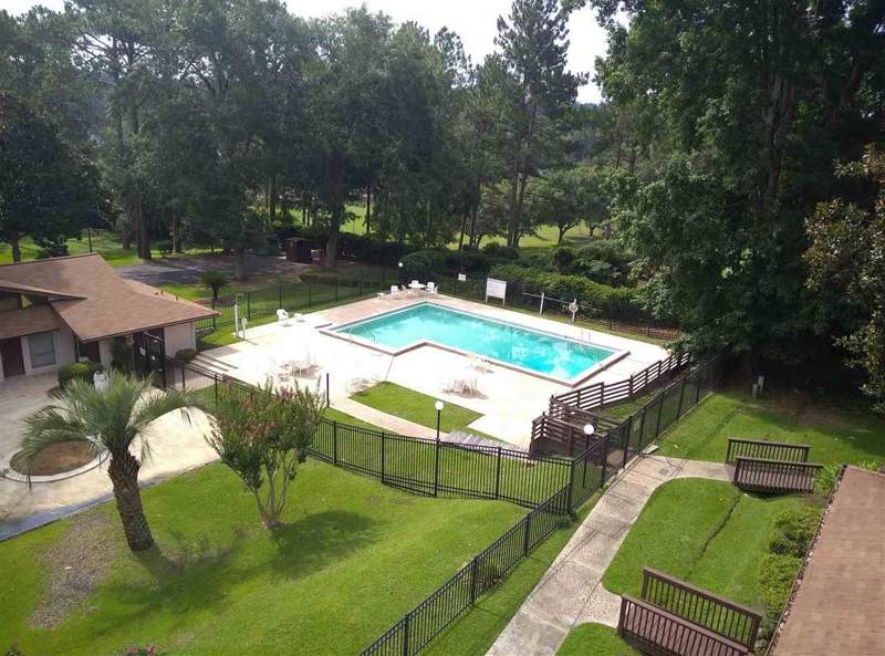 2 bedroom Condominium at 209 N Westwood, Westwood Condominium, Tallahassee — photo 3