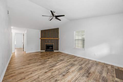 3158 Huttersfield Circle, Tallahassee FL - photo 10 of 36