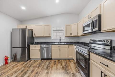 3158 Huttersfield Circle, Tallahassee FL - photo 13 of 36