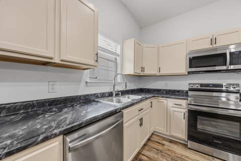 3158 Huttersfield Circle, Tallahassee FL - photo 14 of 36