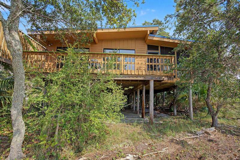 1 bedroom Detached at 38 Leeward Drive, The Moorings, Crawfordville — photo 3