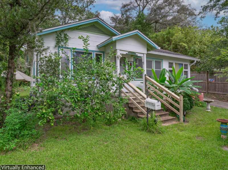 3 bedroom Detached at 844 E College Avenue, Houston Sub, Tallahassee — photo 1