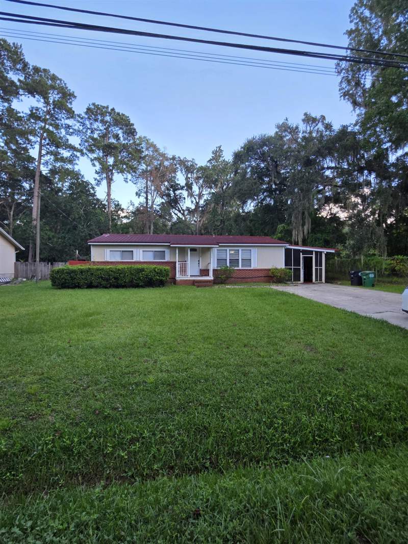 3 bedroom Detached at 2011 Longview Drive, Lake Jackson Heights, Tallahassee — photo 5