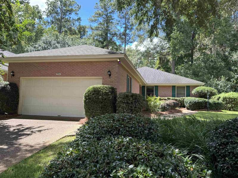 2 bedroom Detached at 3314 Remington Run, Hunters Crossing, Tallahassee — photo 2