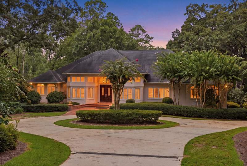 4 bedroom Detached at 307 E Rosehill Drive, Rosehill, Tallahassee — photo 2