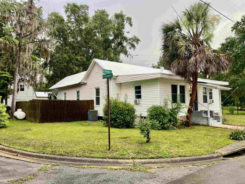 3 bedroom Detached at 520 E High Street, Wirick Addtion, Monticello — photo 3