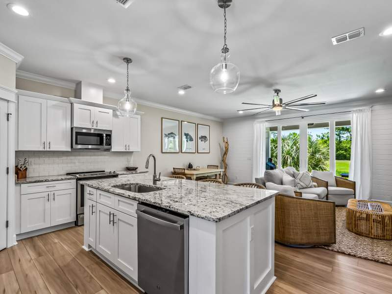 3 bedroom Townhouse at 715 Eagles Way, St James Bay, Carrabelle — photo 4