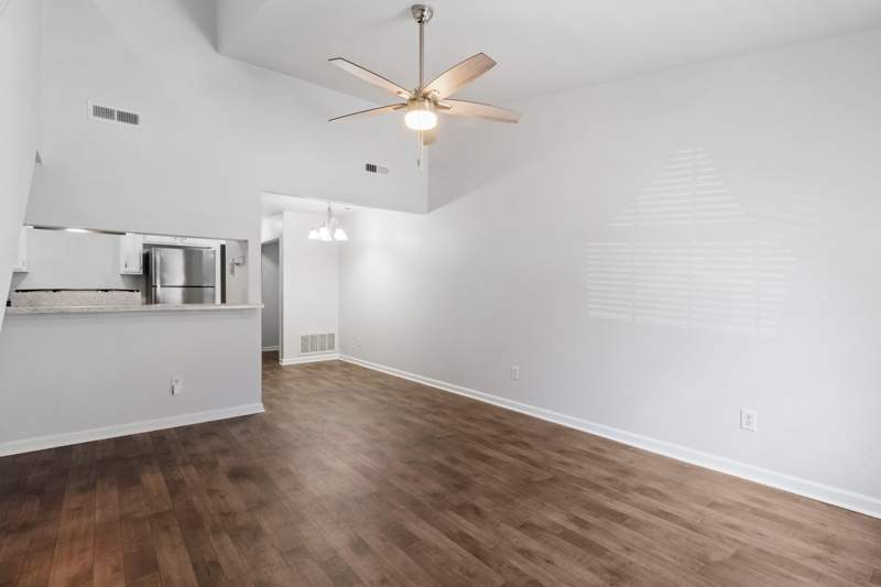 3 bedroom Townhouse at 2391 Parrot Lane, Viilas of Westridge Phase 2, Tallahassee — photo 3