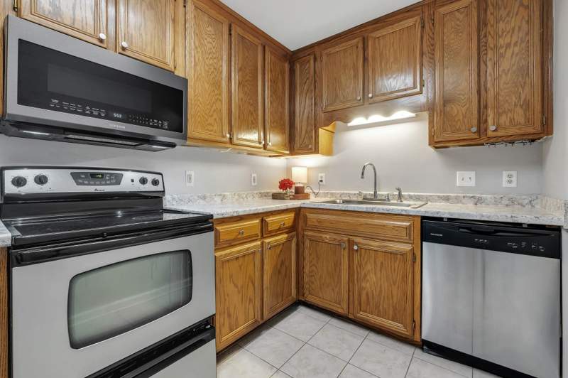 3 bedroom Townhouse at 449 Teal Lane, Brookfield, Tallahassee — photo 3