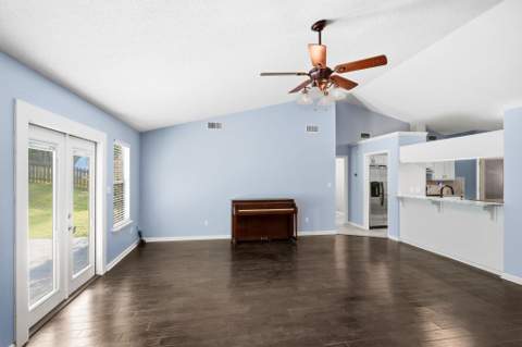 2037 Dyrehaven Drive, Tallahassee FL - photo 8 of 39