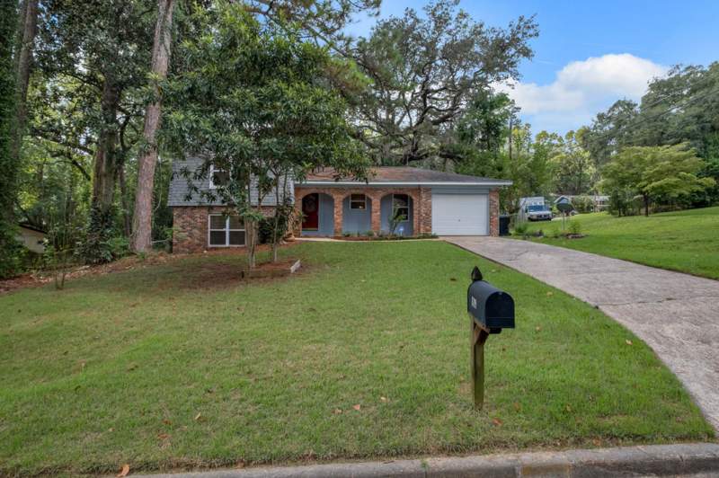 3 bedroom Detached at 1709 Salmon Drive, Astoria Park Unit No 1, Tallahassee — photo 2