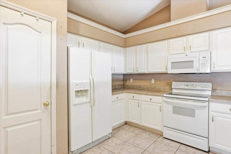 3 bedroom Townhouse at 1016 Landings Loop, Piney Z Phase 6, Tallahassee — photo 5