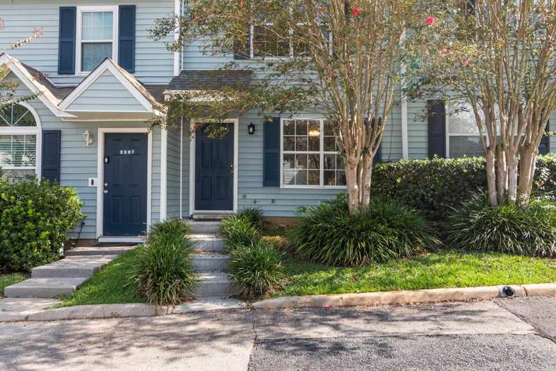 2 bedroom Townhouse at 2205 Timberwood Circle, Timbers The, Tallahassee — photo 1