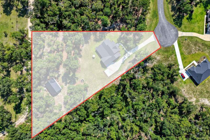 3 bedroom Detached at 600 NE Oakwood Way, Oakwood Estates, Pinetta — photo 5