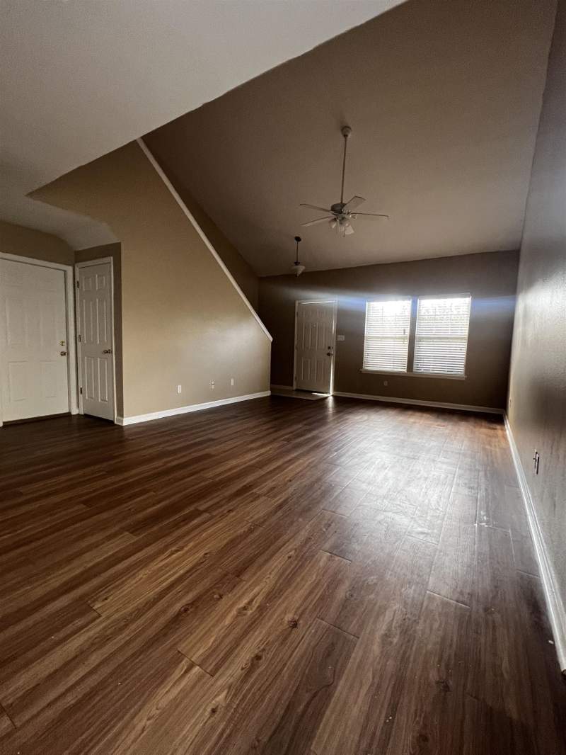 3 bedroom Townhouse at 1833 Nena Hills Drive, Wolf Creek, Tallahassee — photo 4