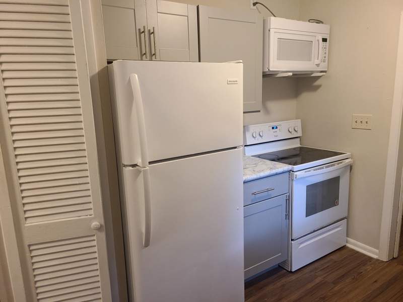 3 bedroom Detached at 2112 Melanie Drive, Caroline Courts, Tallahassee — photo 4