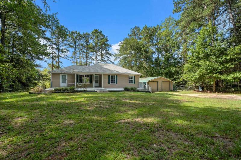 3 bedroom Detached at 796 Springbrook Road, Springbrook, Havana — photo 4