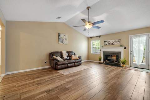 8381 Hunters Ridge Trail, Tallahassee FL - photo 8 of 43