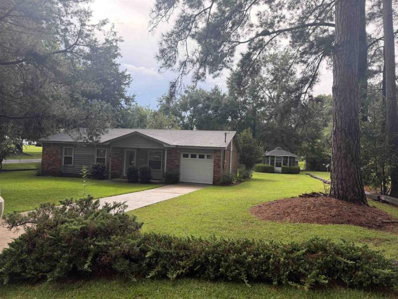 3 bedroom Detached at 502 Country Lane, Country Meadow, Havana — photo 2