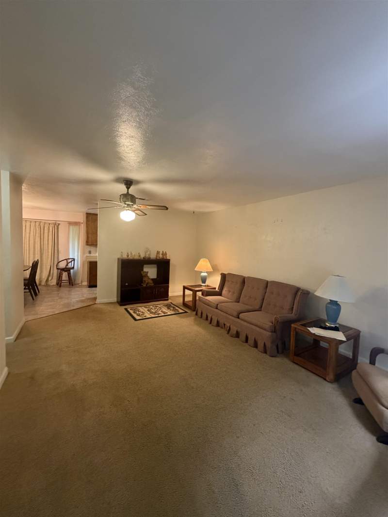 3 bedroom Detached at 502 Country Lane, Country Meadow, Havana — photo 4