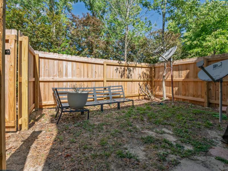 2 bedroom Townhouse at 30 Old Courthouse Way, Old Courthouse Square, Other — photo 4