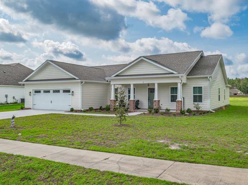 4 bedroom Detached at 5 Windsor Way, Chadwick Estates Ph2, Other — photo 1