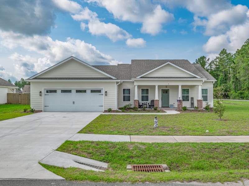 4 bedroom Detached at 5 Windsor Way, Chadwick Estates Ph2, Other — photo 4