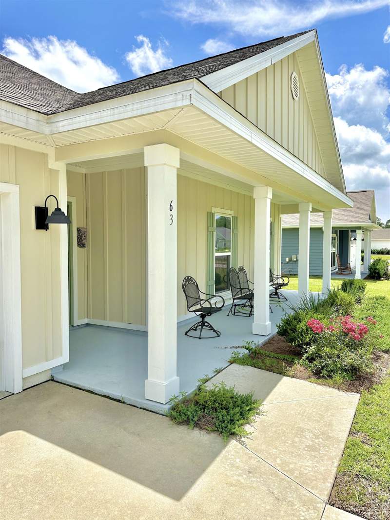 4 bedroom Detached at 63 Windsor Way, Chadwick Estates Ph 2, Crawfordville — photo 3