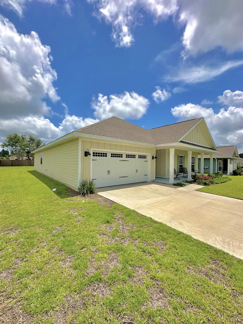 4 bedroom Detached at 63 Windsor Way, Chadwick Estates Ph 2, Crawfordville — photo 4