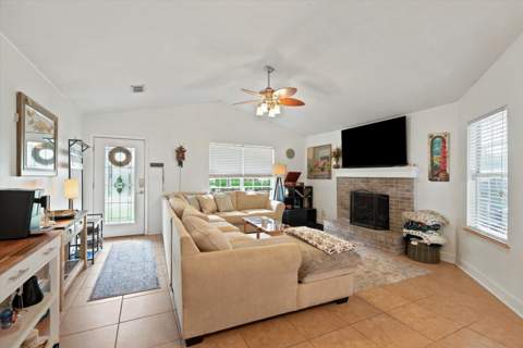 4545 Wesley Drive, Tallahassee FL - photo 10 of 49