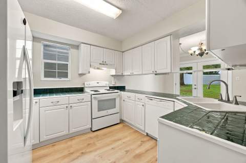 1145 Lovers Lane, Tallahassee FL - photo 19 of 49