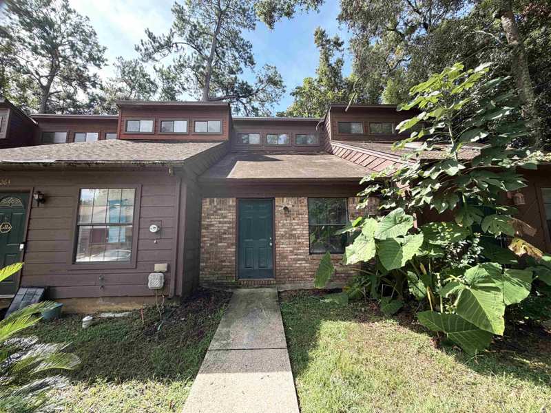 2 bedroom Townhouse at 1266 High Road, Continental High, Tallahassee — photo 1