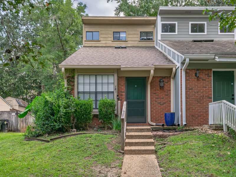 2 bedroom Townhouse at 181 W Whetherbine Way, Breckenridge On Park, Tallahassee — photo 1
