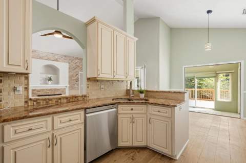 6395 Heritage Ridge Road, Tallahassee FL - photo 15 of 67