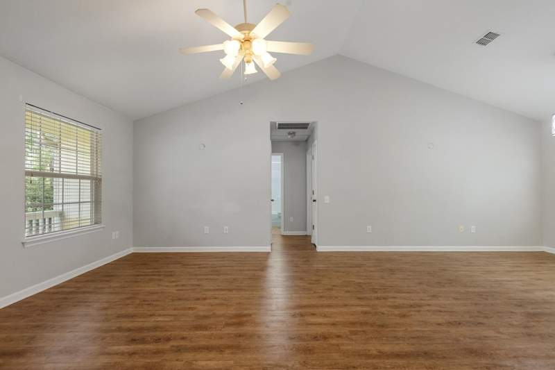 3 bedroom Detached at 30 Pine Needle Trce, Montivilla, Monticello — photo 3