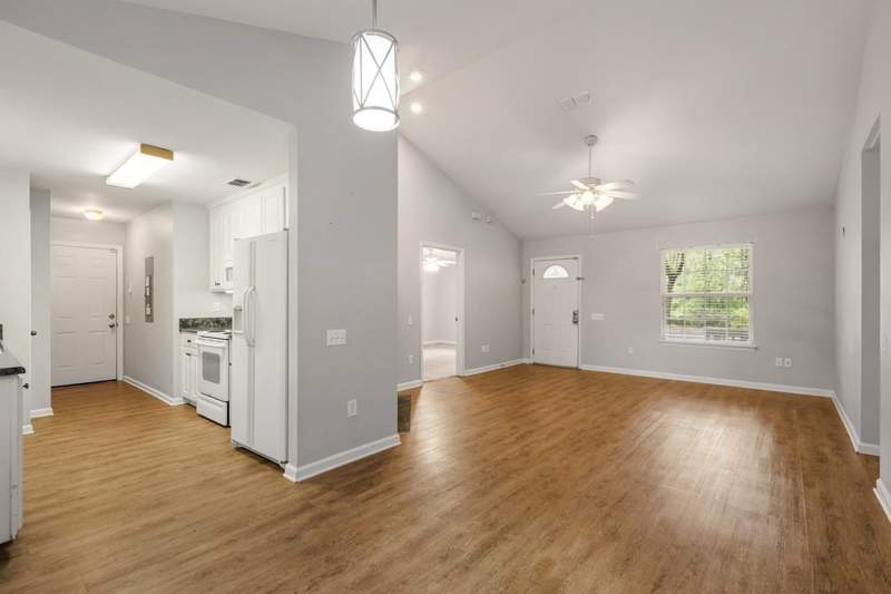 3 bedroom Detached at 30 Pine Needle Trce, Montivilla, Monticello — photo 4